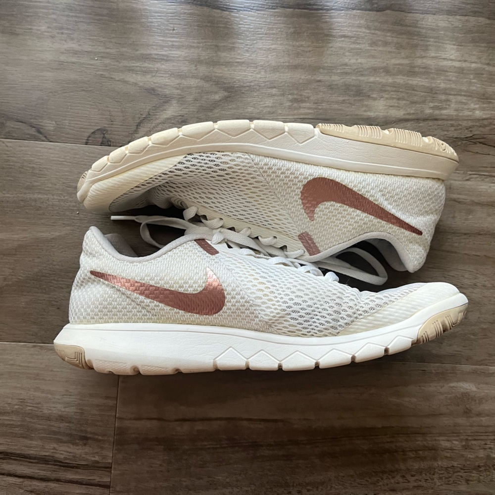Nike White Tennis Shoes